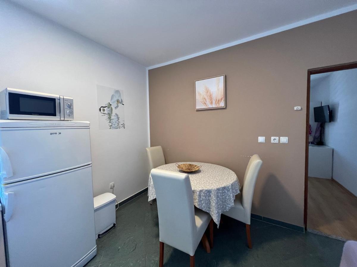 Apartman Ana *