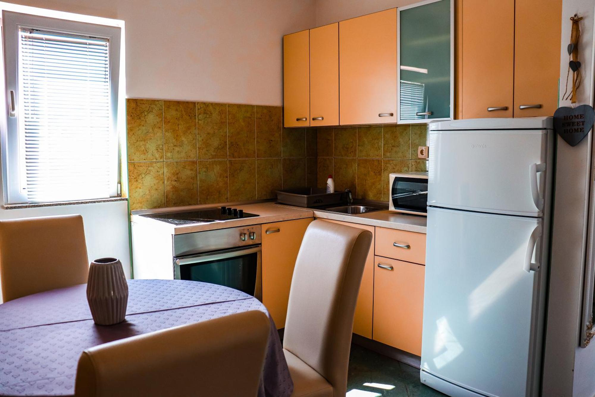 Ana Apartman *